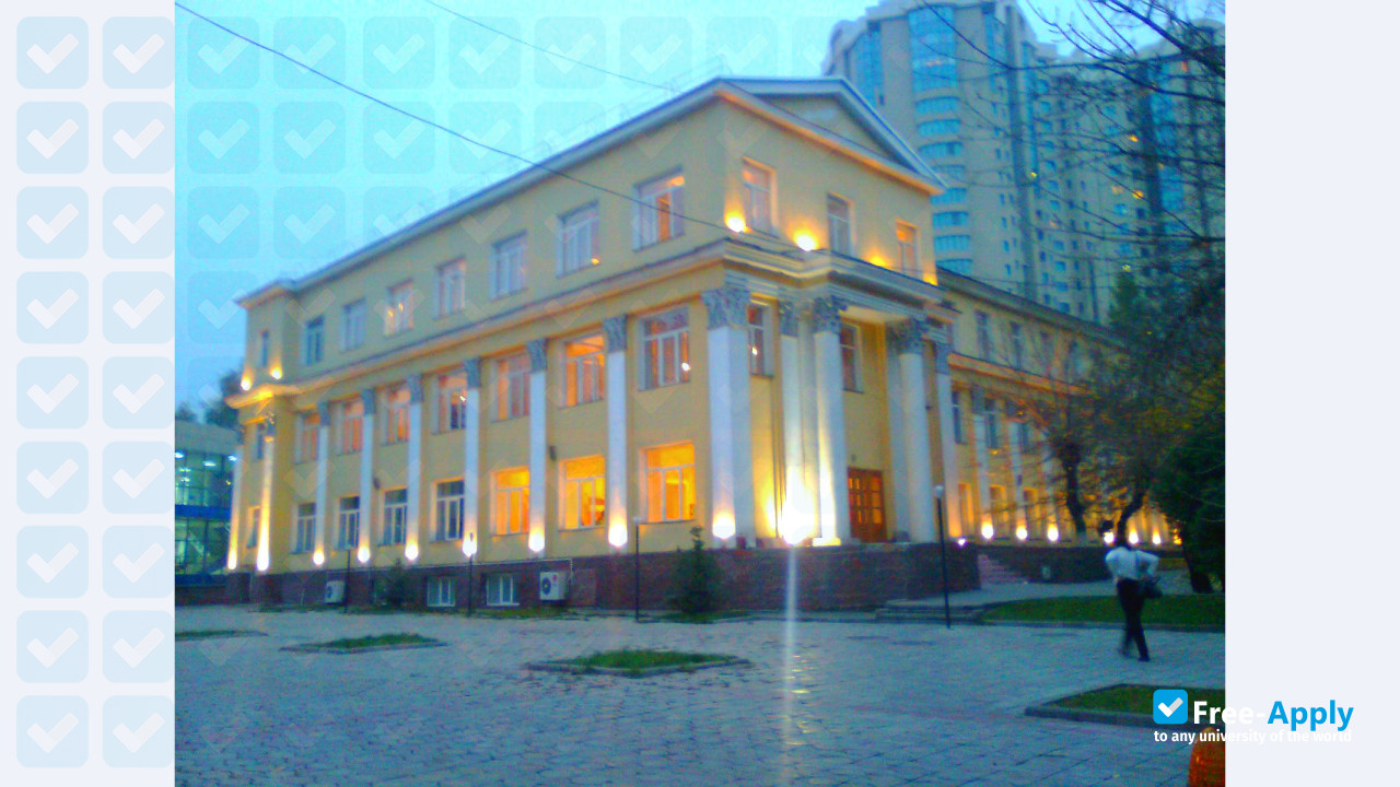 Foto de la Kazakh National Conservatoire Kurmangazy #1