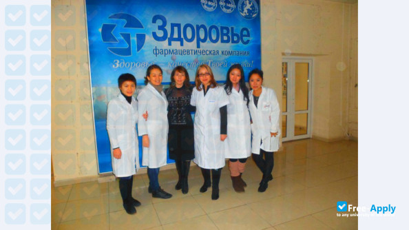 Foto de la Kazakh National Medical University Asfendiyarov