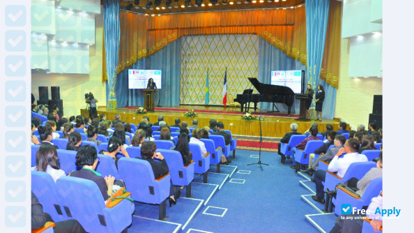 Photo de l’Kazakh National Pedagogical University Abay #9
