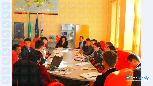 Foto de la Kostanay State University A Baitursynov #8