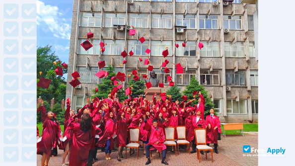 Photo de l’M. Tynyshbayev Kazakh Academy of Transport & Communication #8