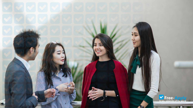 Photo de l’Narxoz University #1