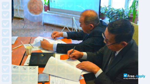 Atyrau State University H Dosmukhamedov фотография №7