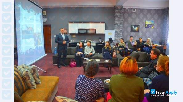 Foto de la Bolashak University #3