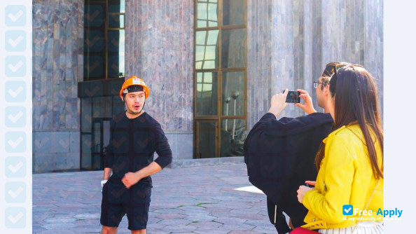 Photo de l’Caspian University #4