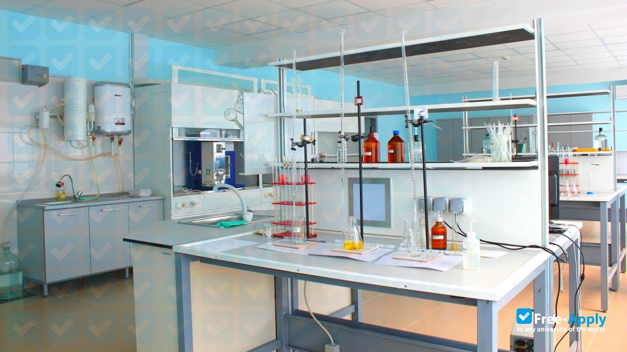 Photo de l’Pavlodar State University S Toraigyrov #8
