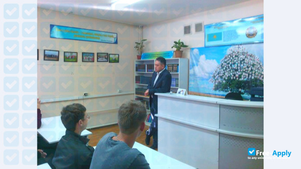College of International Business Academy photo #4