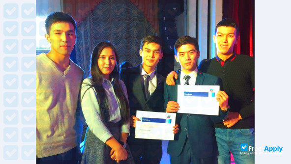 Foto de la Kazakhstan-Korean Education Centre on Information and Communication Technologies #9