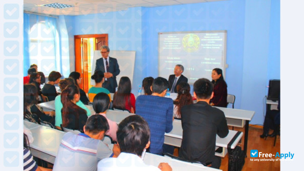 Фотография University of Foreign Language and Professional Career