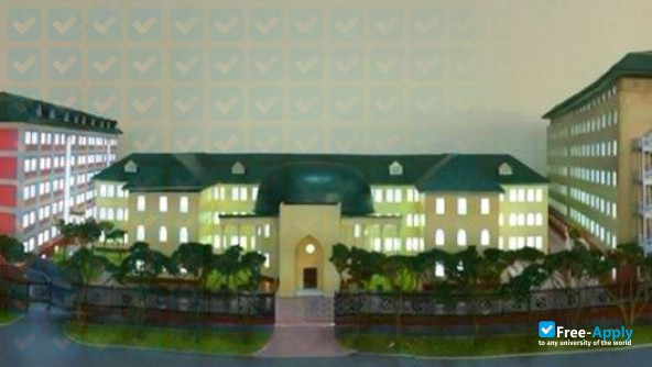 Foto de la University of Foreign Language and Professional Career #11