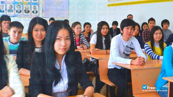 Foto de la West Kazakhstan Engineering and Humanities University #2