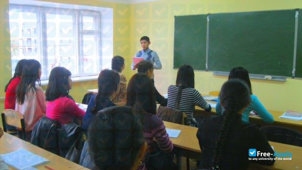 Photo de l’Makhambet Utemisov West Kazakhstan State University #11