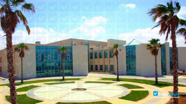Foto de la Al Isra University Amman #1