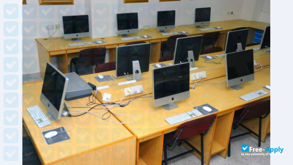 Al Zaytoonah University photo