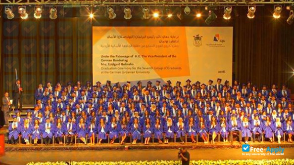 Foto de la German Jordanian University #6