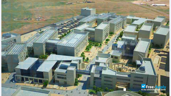 Foto de la German Jordanian University #2