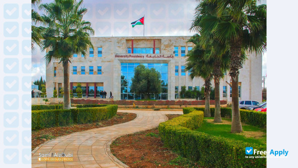 Middle East University Jordan фотография №3