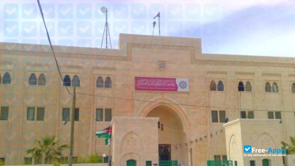Foto de la World Islamic Sciences and Education University