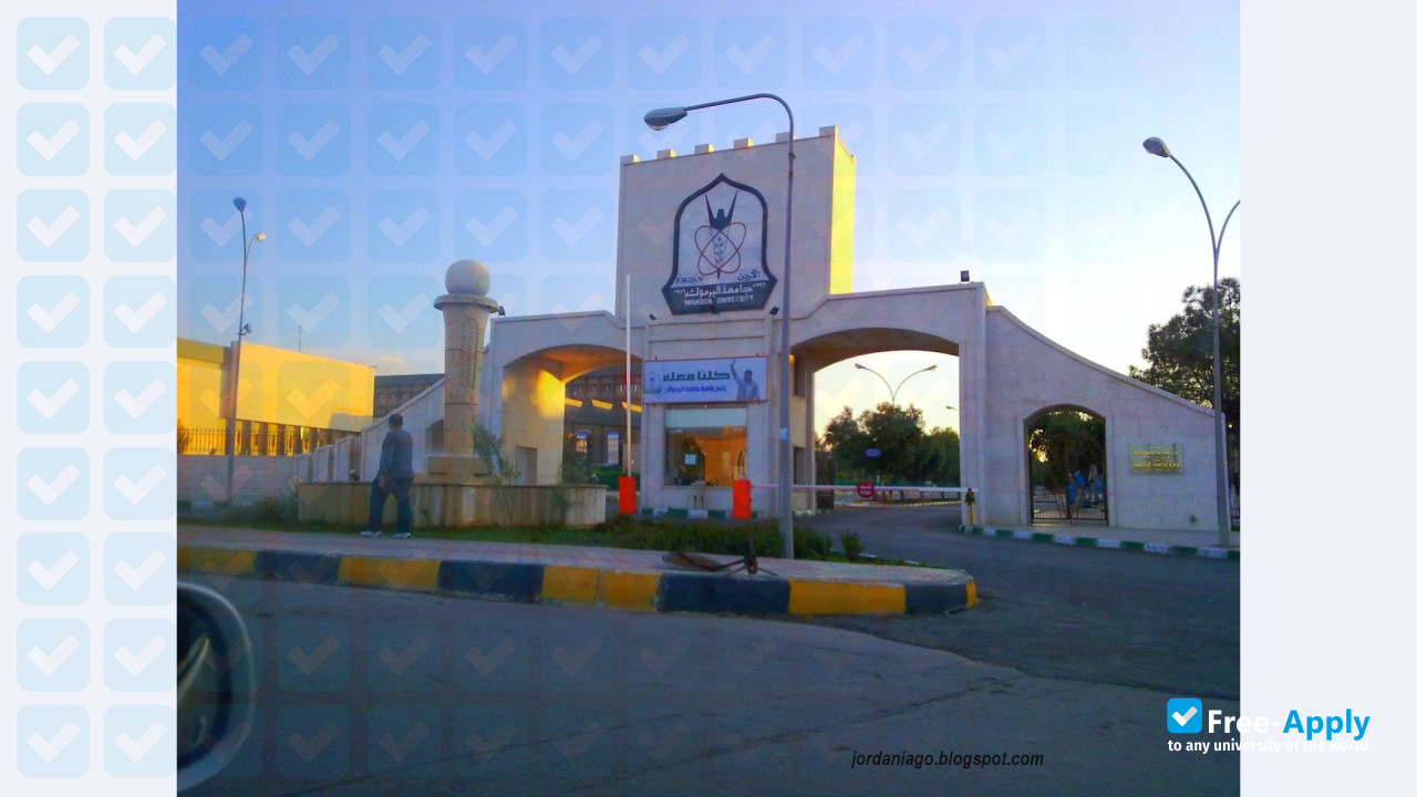 Yarmouk University фотография №4