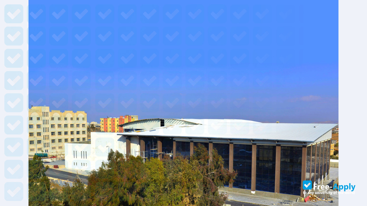 Foto de la Tafila Technical University #4