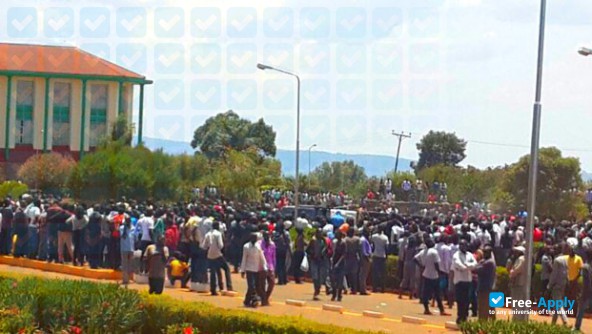 Photo de l’Moi University #4