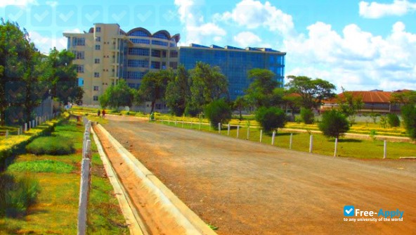 Foto de la Kenyatta University #8