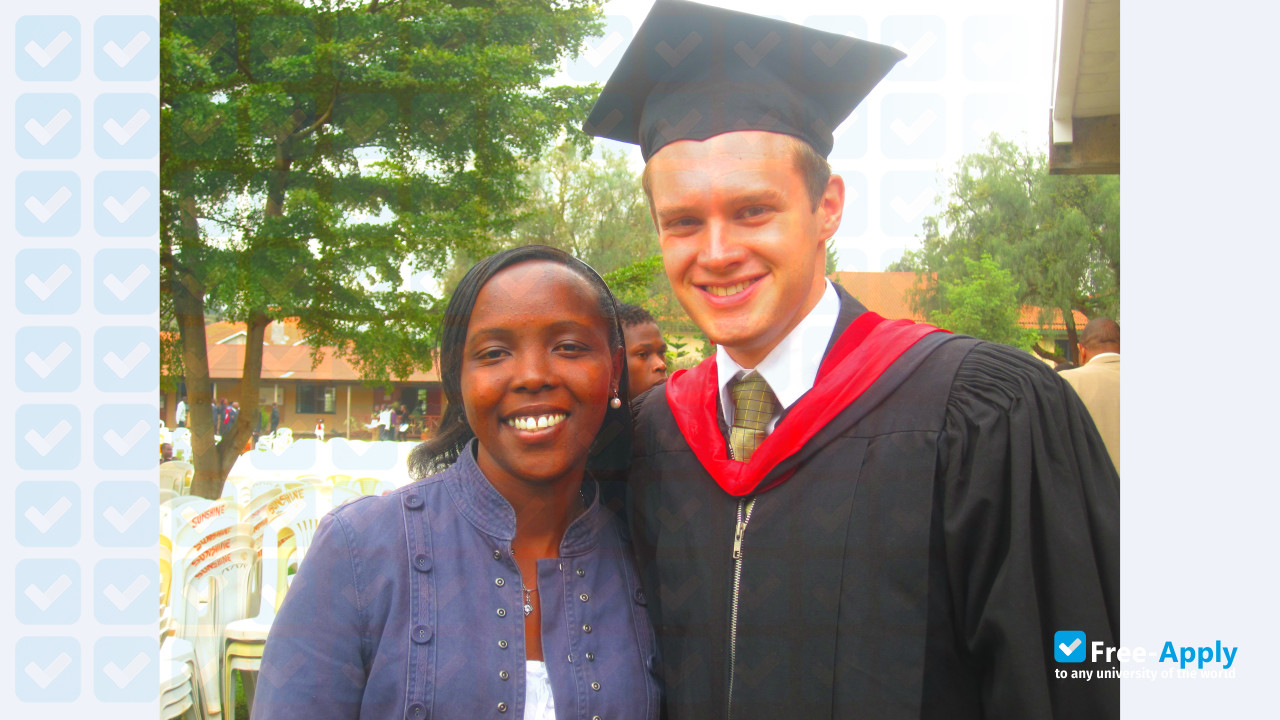 Foto de la Africa International University (Nairobi Evangelical Graduate School of Theology) #3