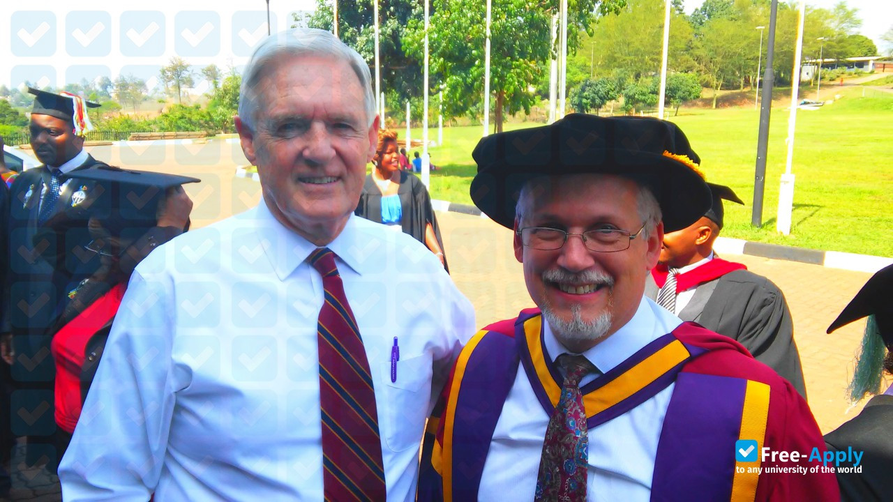 Photo de l’Africa Nazarene University #7