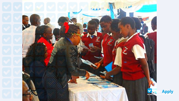 Foto de la Eagle Air Aviation College Ongata Rongai #5