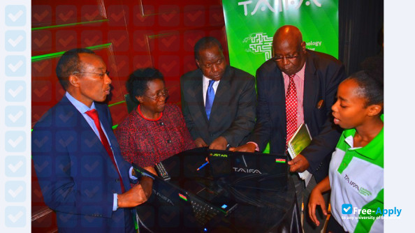 Foto de la Eagle Air Aviation College Ongata Rongai #2