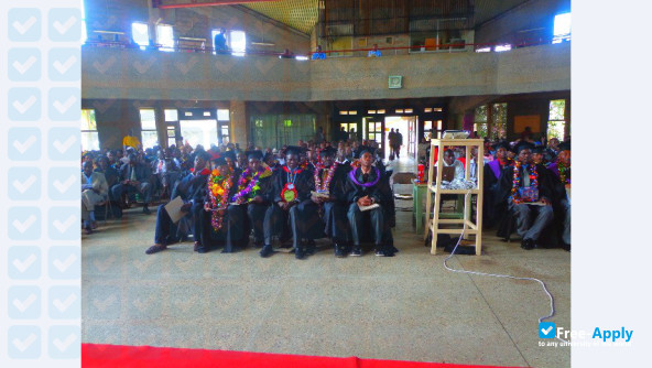 Photo de l’Kenya Christian Industrial Training Institute #1