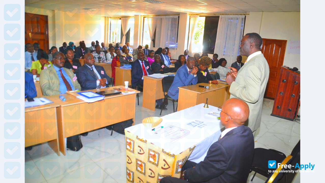 Foto de la Kenya School of Government #4