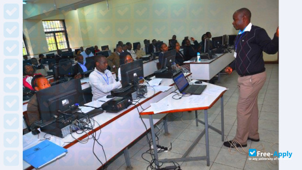 Foto de la Computer Learning Centre Nairobi #4