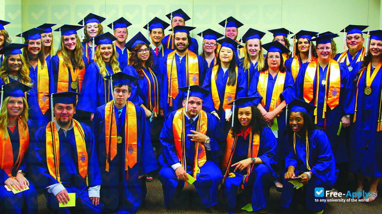 Foto de la Independence Community College #2