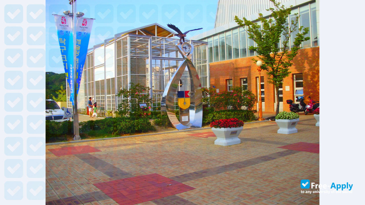 Kyungsung University фотография №6
