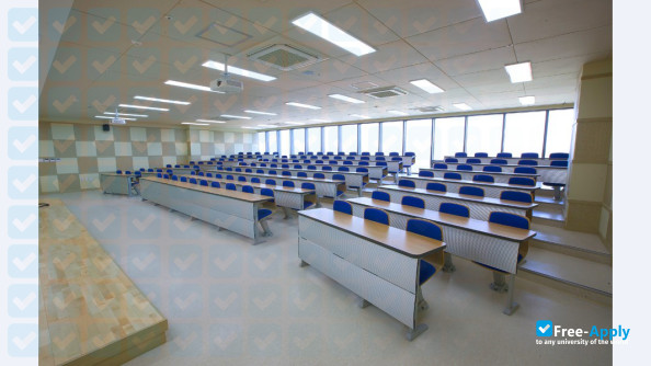 Foto de la Myongji University #2