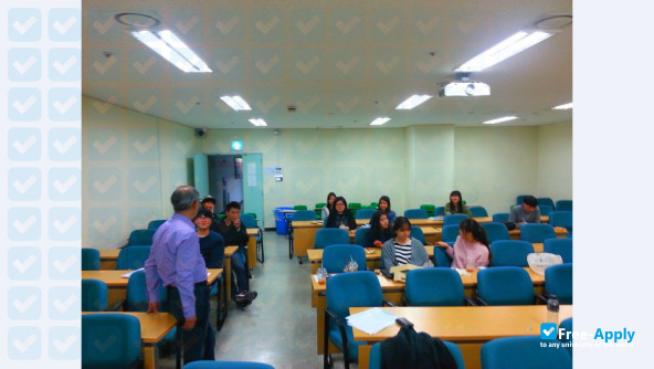 Foto de la Catholic Kwandong University #6