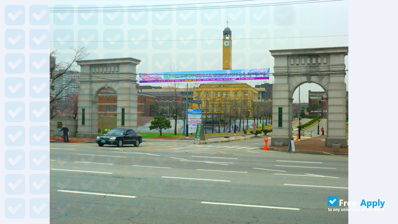 Pyeongtaek University photo