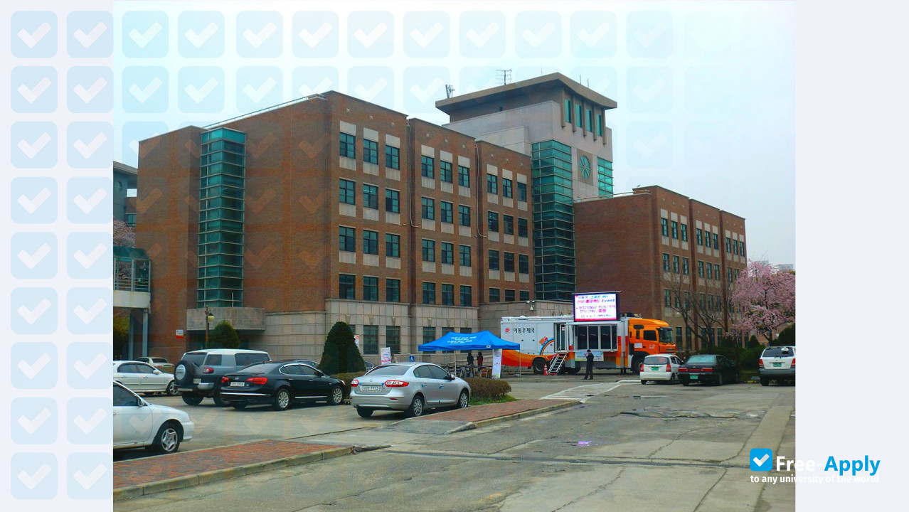 Pyeongtaek University photo #7