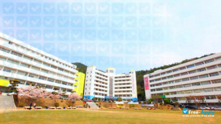 Miniatura de la Dong-Pusan College #1