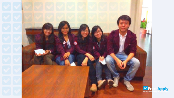 Foto de la Inha Technical College #3