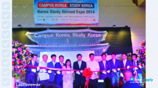 Seoyeng University (Seokang College) thumbnail #3