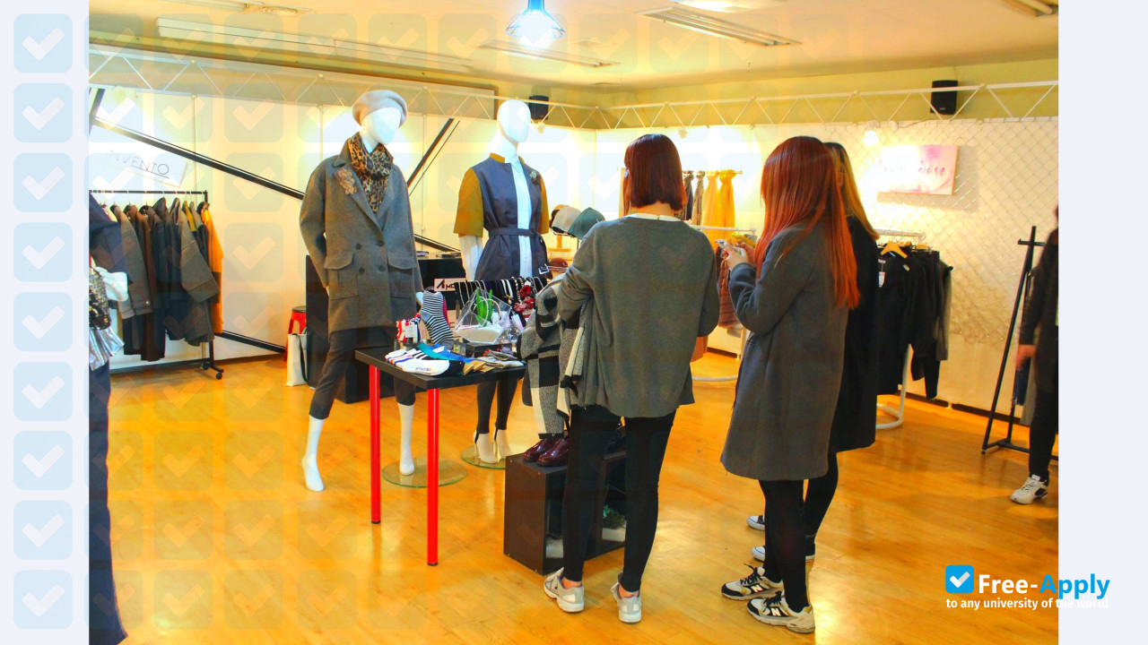Foto de la Soongeui Womens College #7