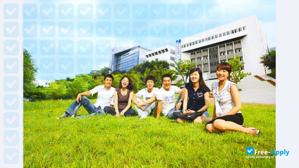 Foto de la Kyung Nam College of Information & Technology