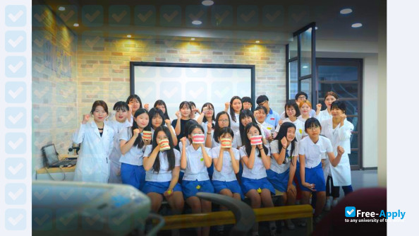 Foto de la Kyungbuk College #4