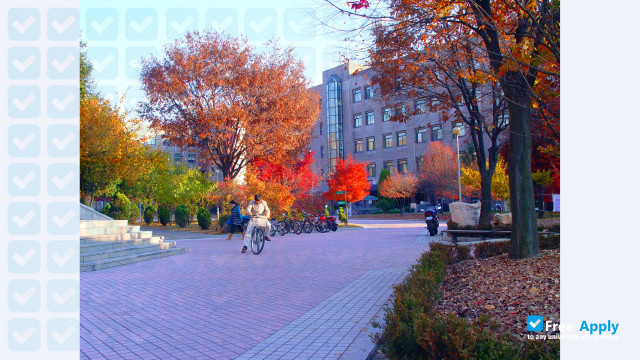 Foto de la Suwon University #2