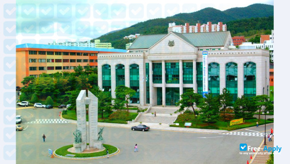 University of Ulsan фотография №5