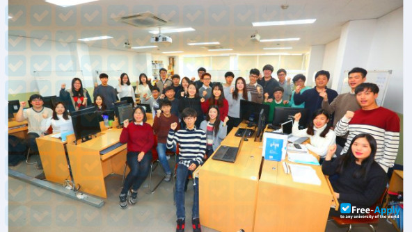 Yeungjin College photo #8