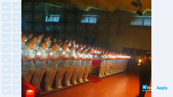 Youngnam Foreign Language College фотография №11