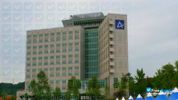 Foto de la Ajou University